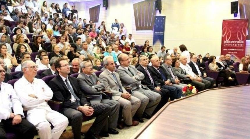 İk&ccedil;&uuml; Tıp Fak&uuml;ltesi &Ouml;ğrencileri Doktorluğa İlk Adımı Attı