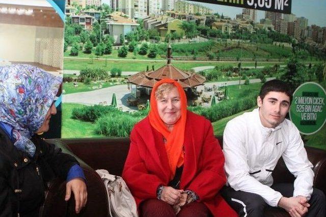 Kazakistanlı Ferdoussi Kurbanını Başakşehir&rsquo;de Kesti 3