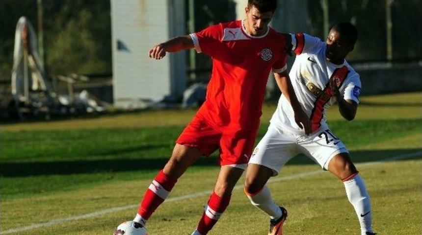 Antalyaspor, Shakhtar Donetsk'e 2-0 Mağlup Oldu