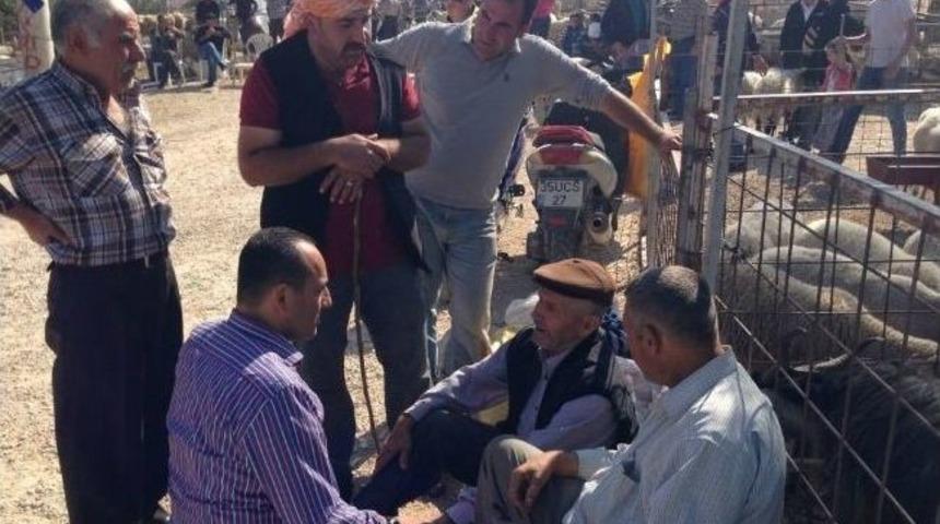 Chp'li Burak Oğuz, Urla'da Kurban Pazarının Nabzını Tuttu