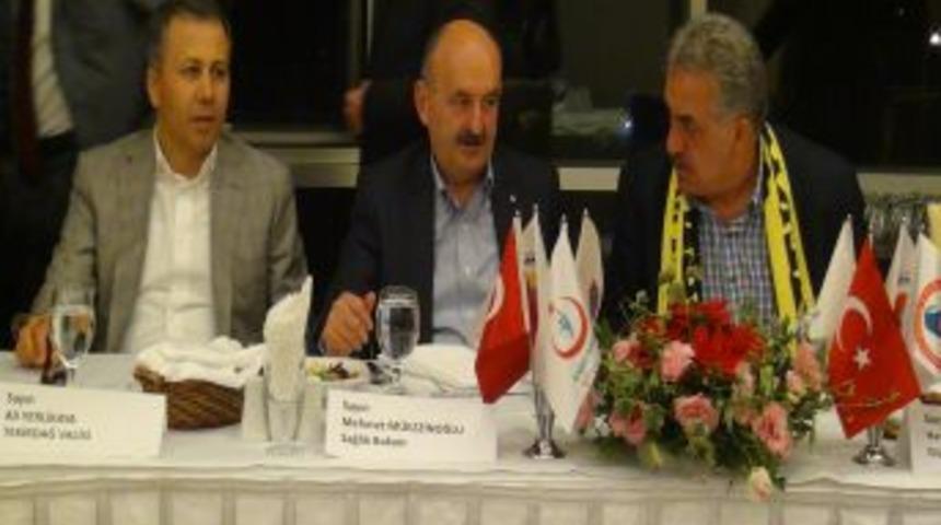 Bakanlar Esnaflarla Bayramlaştı