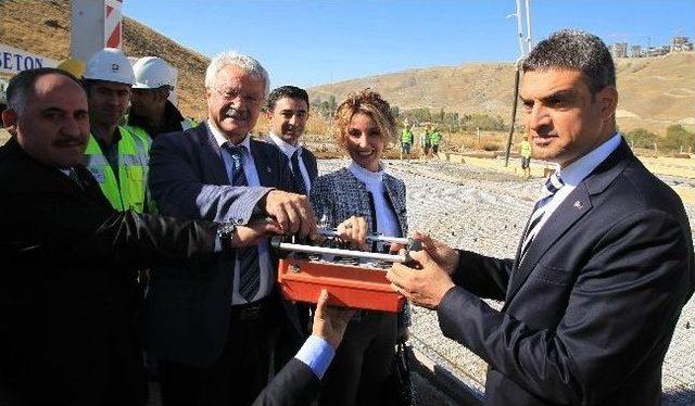 Çankaya Belediyesi Yavru Sahiplendirme Merkezi’nin Temeli Atıldı