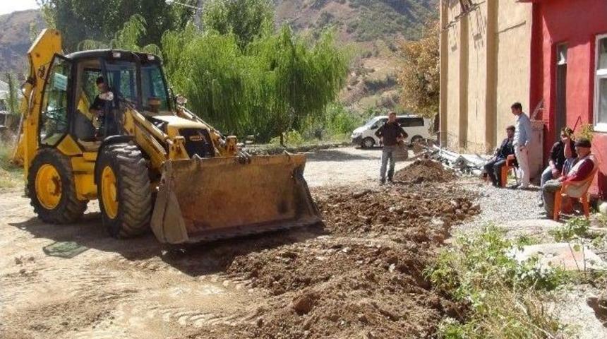 Şemdinli&rsquo;de D&uuml;ş&uuml;k Enerji Sorunu &Ccedil;&ouml;z&uuml;l&uuml;yor