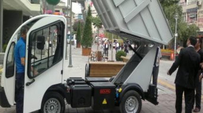 Kızılay&rsquo;ı Elektrikli Ara&ccedil;lar Temizleyecek