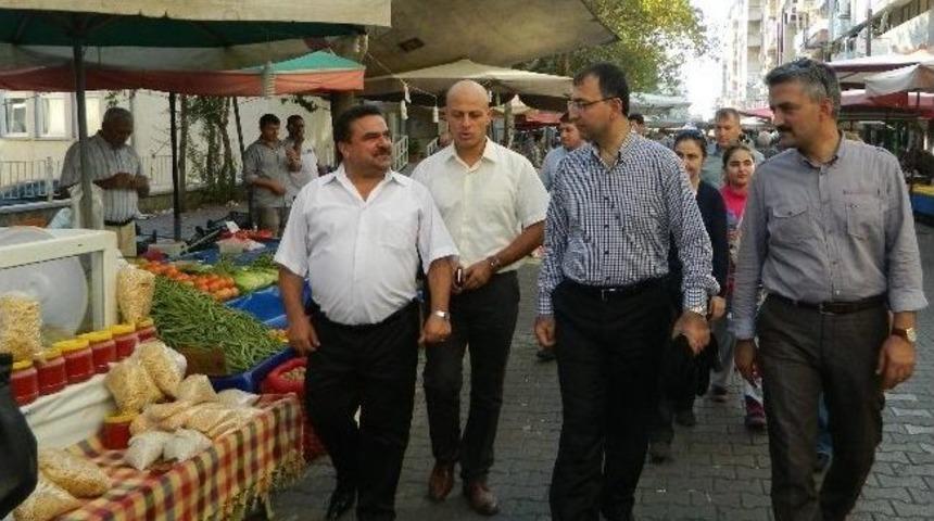 Vali Toprak, Tebdil-i Kıyafet &Ouml;demiş'te