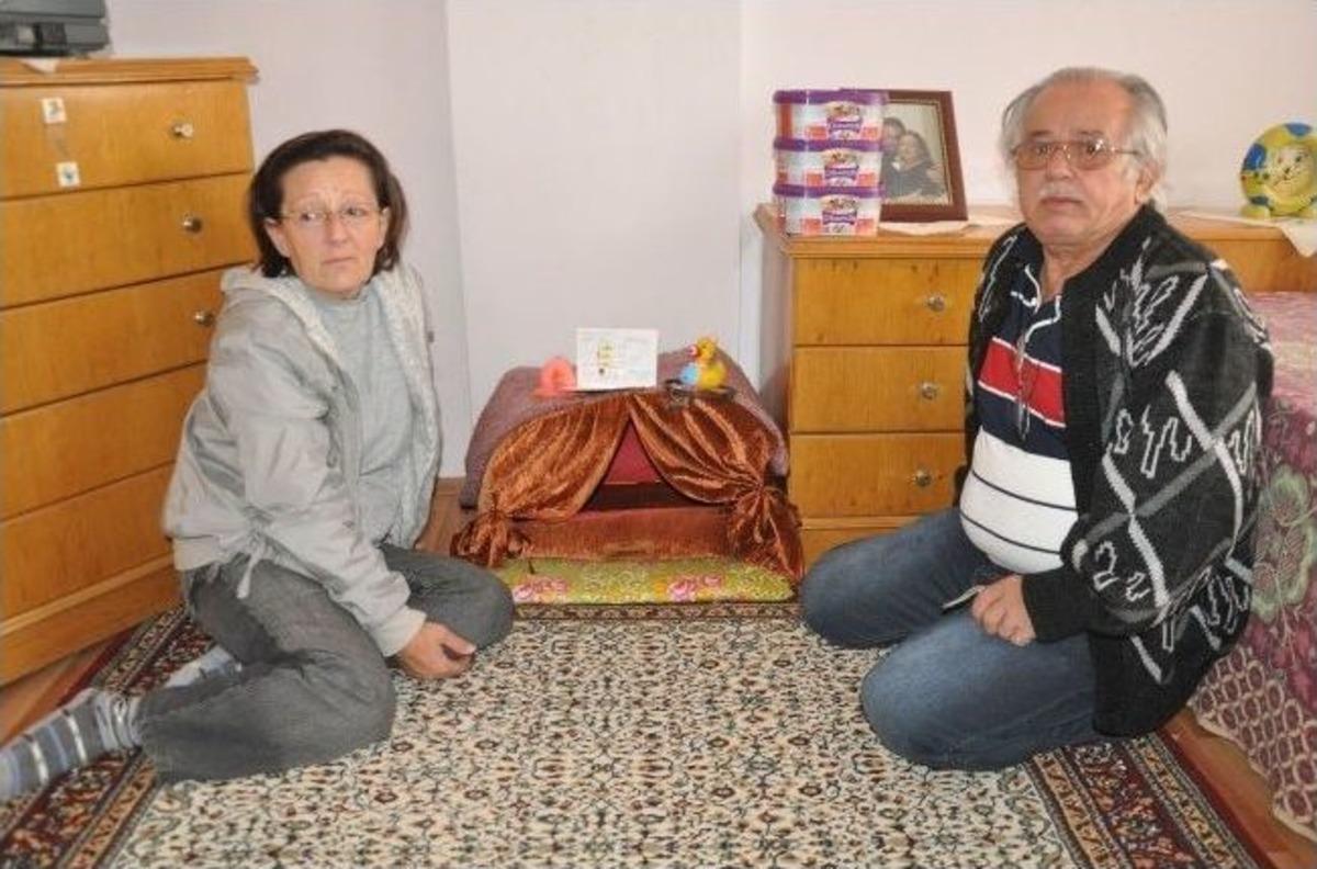 Yıldız ailesinin g&ouml;r&uuml;lmemiş k&ouml;pek sevgisi