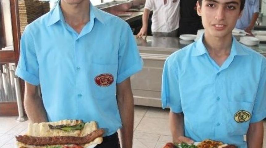 &Uuml;niversite &Ouml;ğrencilerine Burs