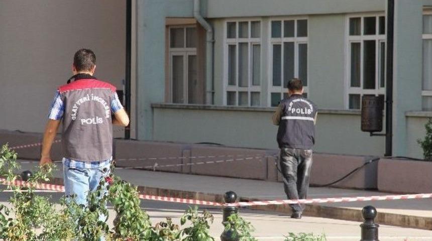 Hastanede İntihar Eden Gen&ccedil; Toprağa Verildi