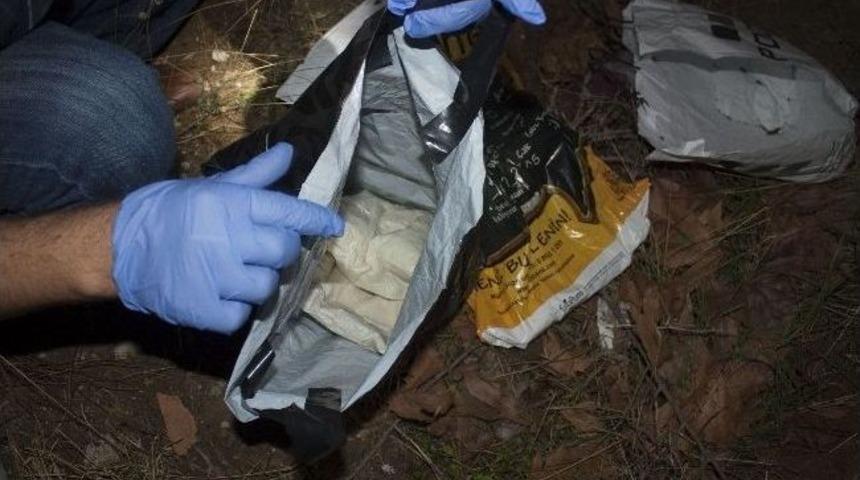 Taşıdıkları &Ccedil;antada Eroin &Ccedil;ıktı