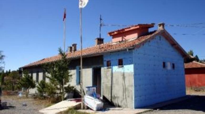 Gemerek Sağlık Ocağı Yenileniyor