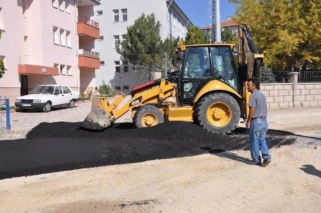 Sorgun Belediye Asfalt Ekibi Tatilde De Boş Durmuyor