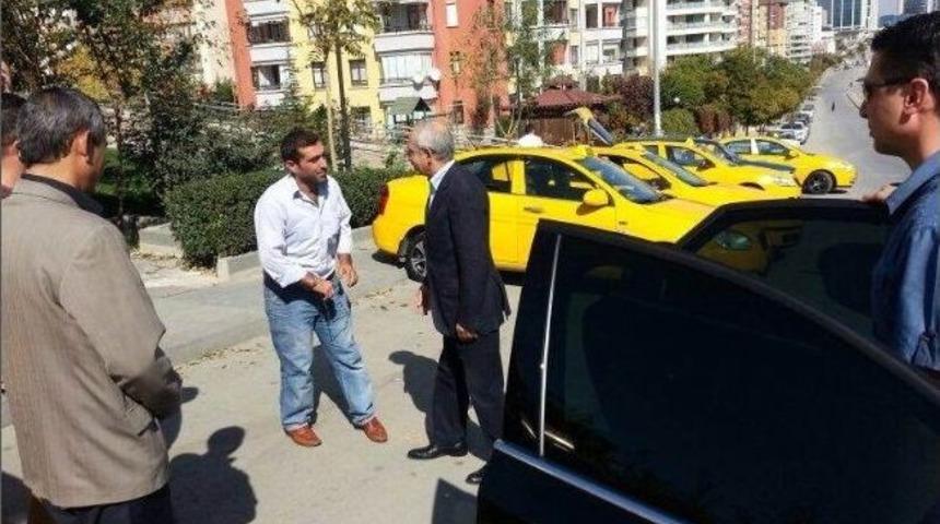 Kılı&ccedil;daroğlu Taksi Durağını Ziyaret Etti