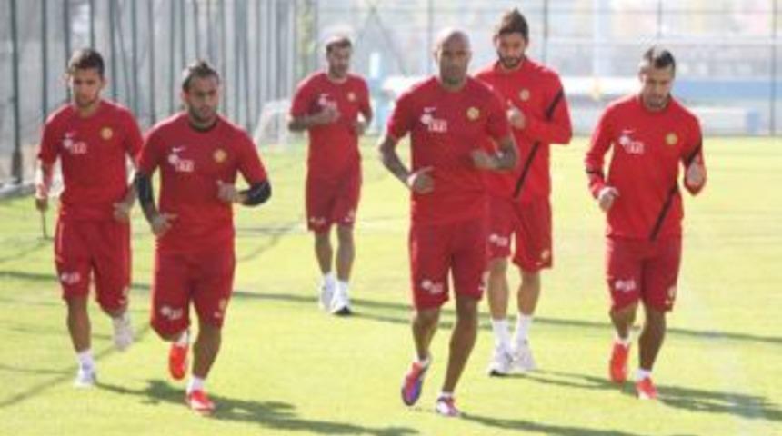 Eskişehirspor, Elazığspor Ma&ccedil;ı Hazırlıklarını S&uuml;rd&uuml;rd&uuml;