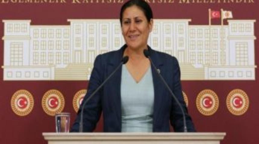 Chp Manisa Milletvekili Sakine Öz'ün Bayram Mesajı