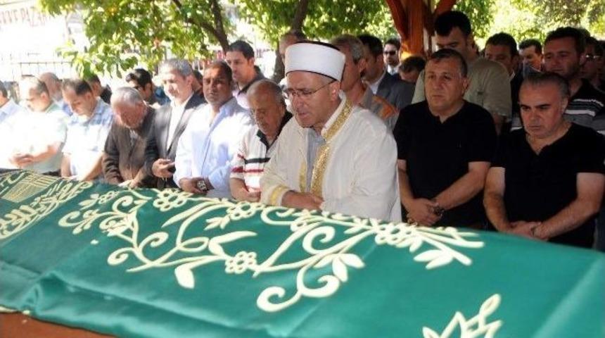 T&uuml;rkiye Foto Muhabirleri Derneği Başkanı Rıza &Ouml;zel&rsquo;in Babası Yusuf &Ouml;zel Hayatını Kaybetti