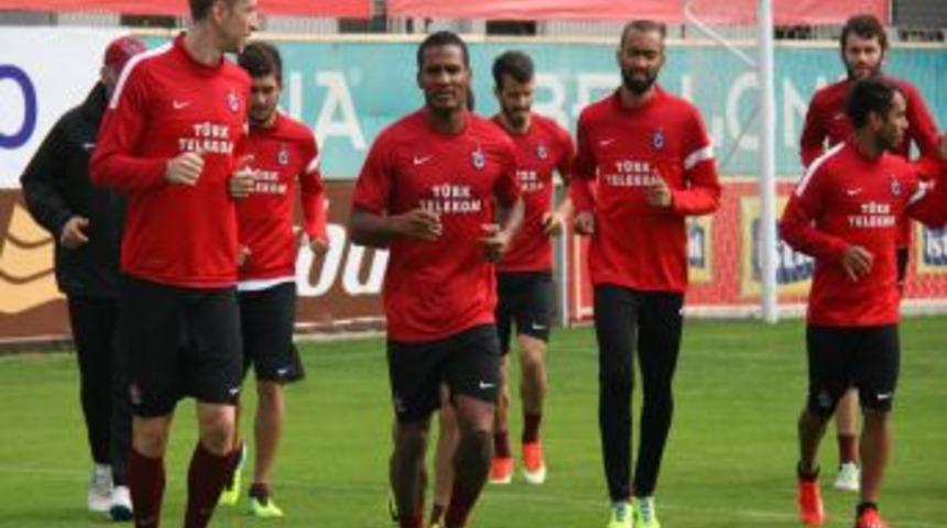 Trabzonspor'da Mustafa Akçay, Malouda'yı Özel Hazırlıyor