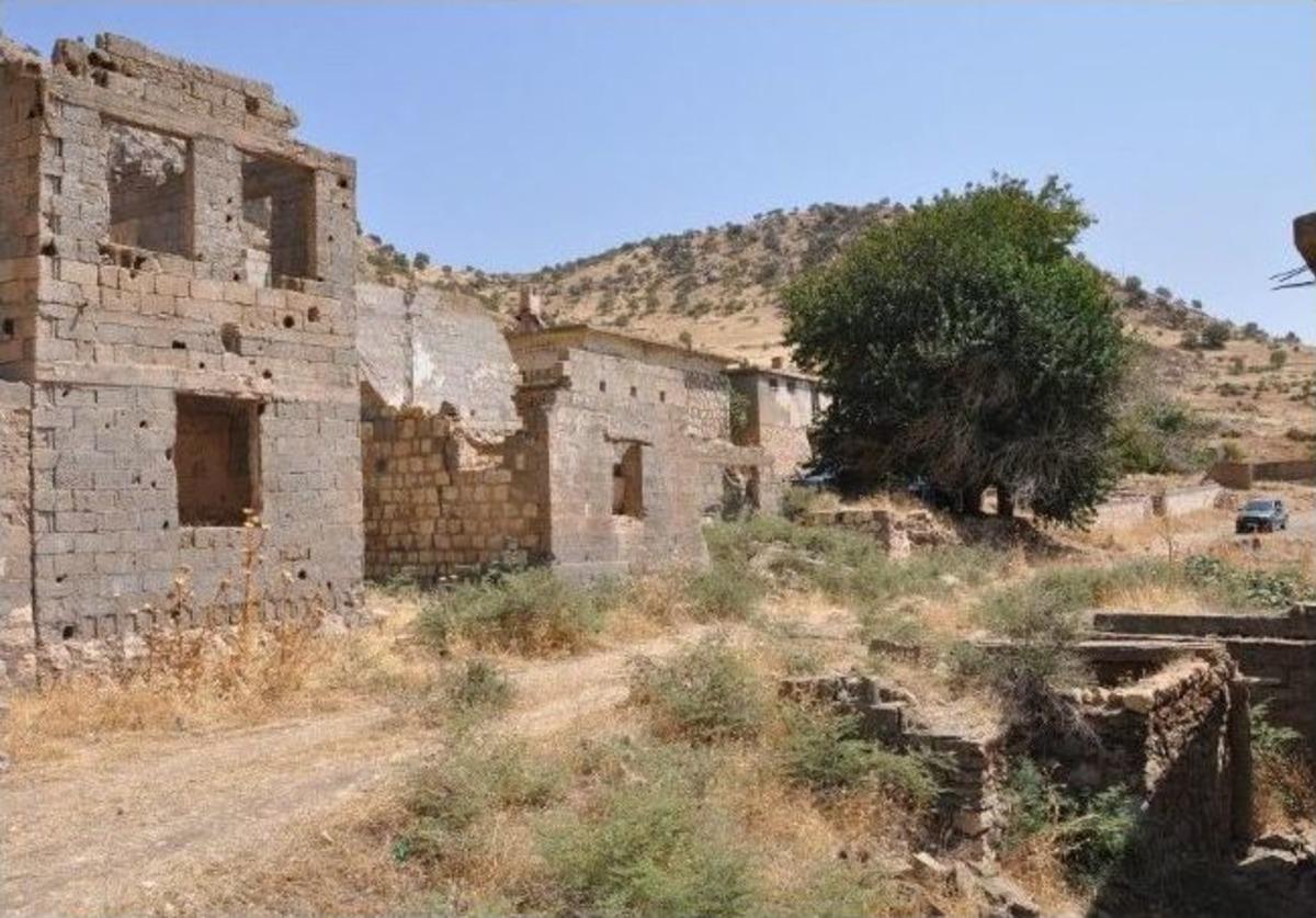 Asuriler 21 yıl sonra k&ouml;ylerine d&ouml;nd&uuml;