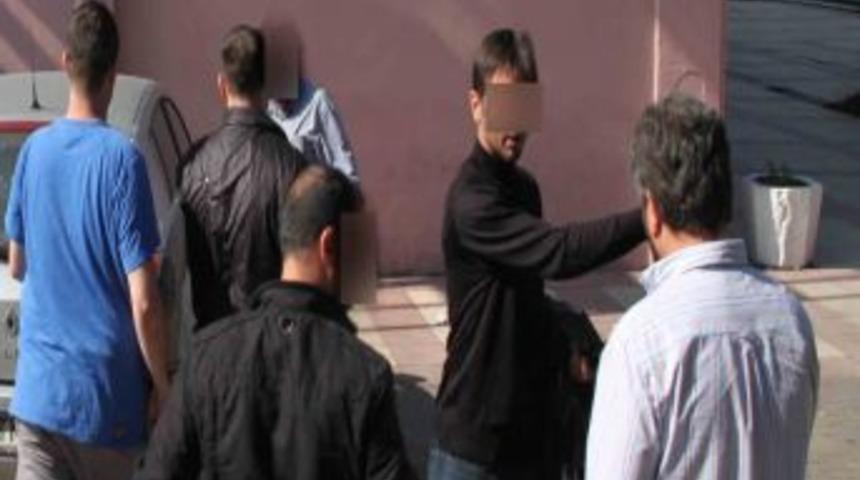 Ereğli'de Bayram &Ouml;ncesi Operasyon: 3 G&ouml;zaltı