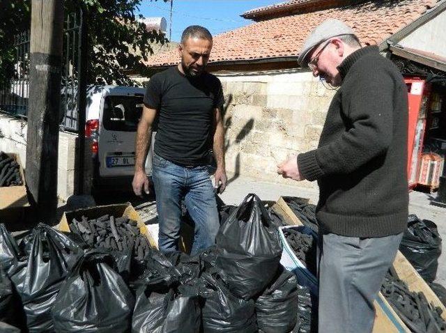 Mangal Kömürüne Talep Arttı