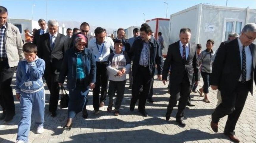 Malatya&rsquo;da Suriyelilerle Bayramlaşma