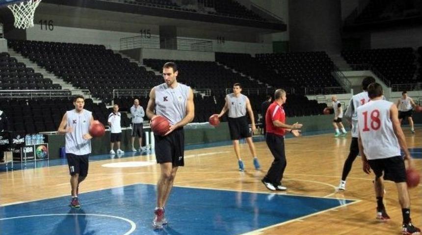 Aykon Ted Ankara Kolejliler, Eurocup Hazırlıklarını S&uuml;rd&uuml;r&uuml;yor