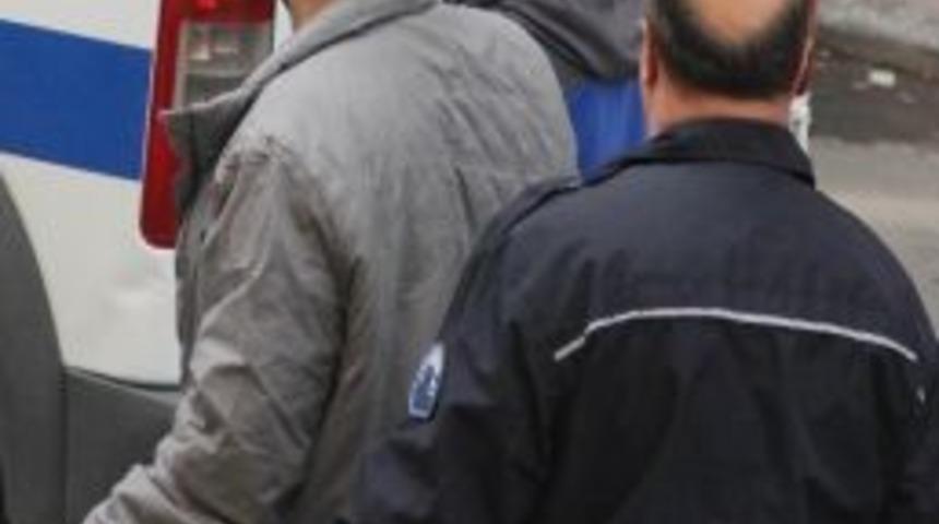 Cezaevi Firarisini Parmak İzi Ele Verdi