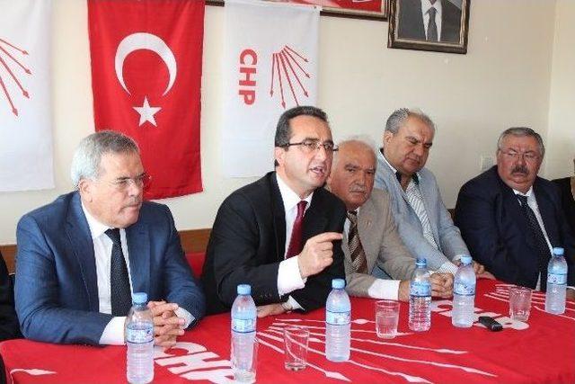 Chp Genel Başkan Yardımcısı Bülent Tezcan, Nazilli’de Partilileriyle Buluştu