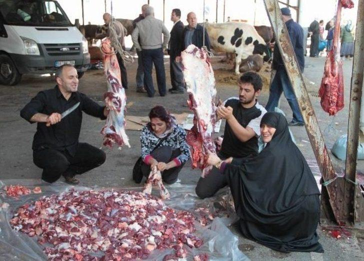 Samsun’da Kurbanlıklar Kesilmeye Başlandı G4