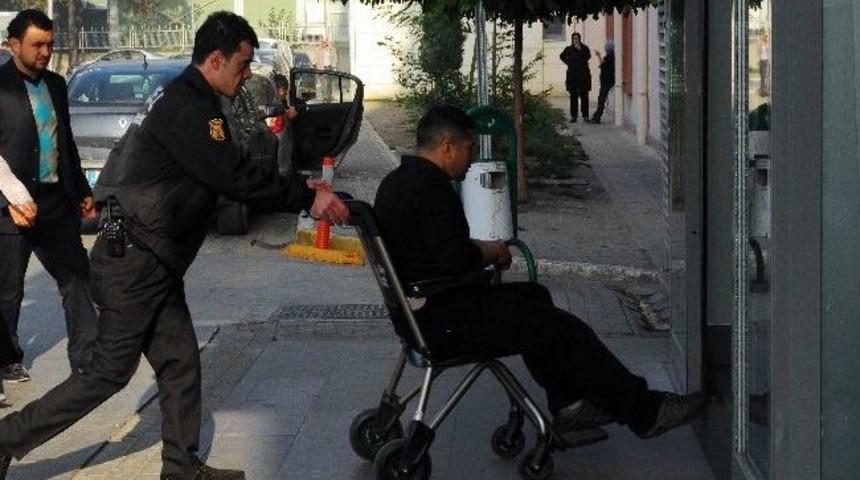 Acemi Kasaplar İş Başında