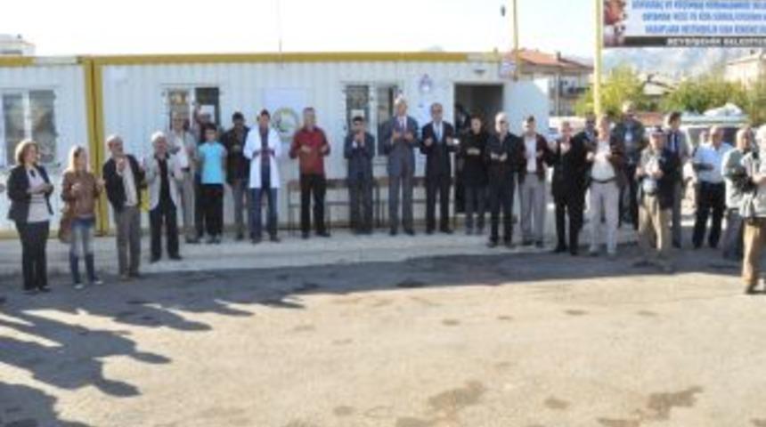 Seydişehirliler Kurbanı 'Kurban Kesim Merkezi Ve Canlı Hayvan Pazarı'nda Kesti