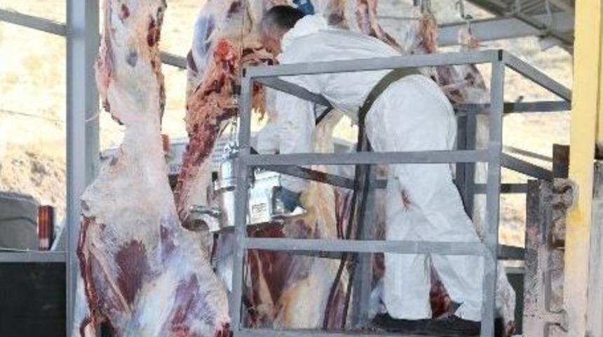 Yenimahalleli Yakacık&rsquo;ta Bayram Etti