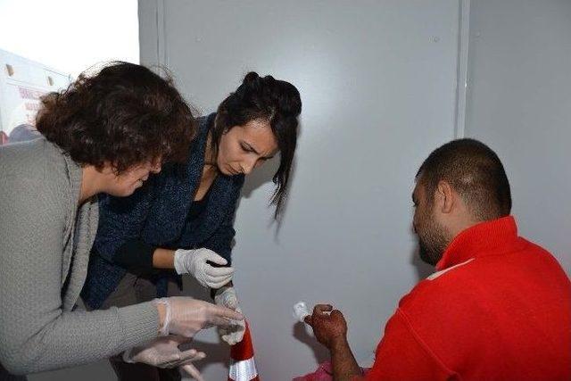 Yenimahalleli Yakacık&rsquo;ta Bayram Etti 1