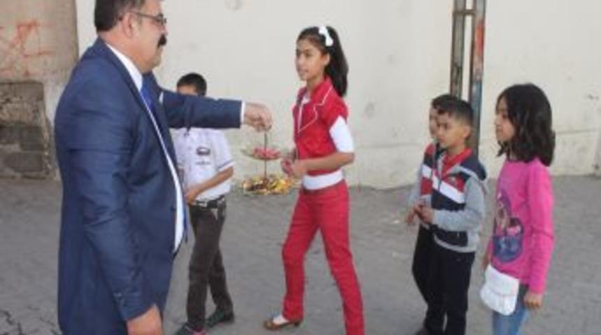 Cizreliler, Boykota Aldırış Etmeden Bayramı Coşkuyla Kutluyor