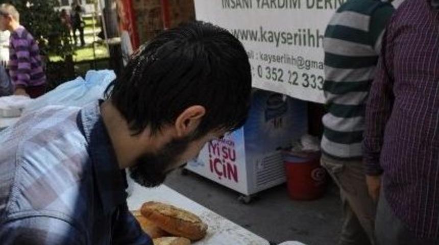 İhh Geleneksel 4. Yetim Ve M&uuml;lteci Aileler Kurban Bayramı Şenliği