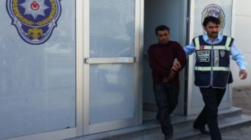 Bek&ccedil;ilik Yaptığı Depodan 60 Bin Liralık Malzeme &Ccedil;aldı