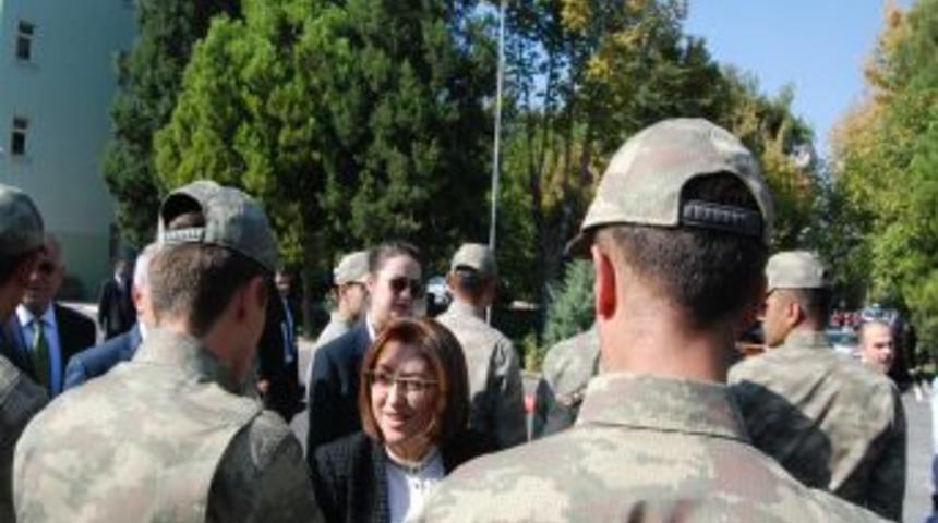 &lsquo;Kadın, Doğumdan Sonra Işe D&ouml;nmek Istiyorsa Bunu Kolaylaştırmalıyız&rsquo;