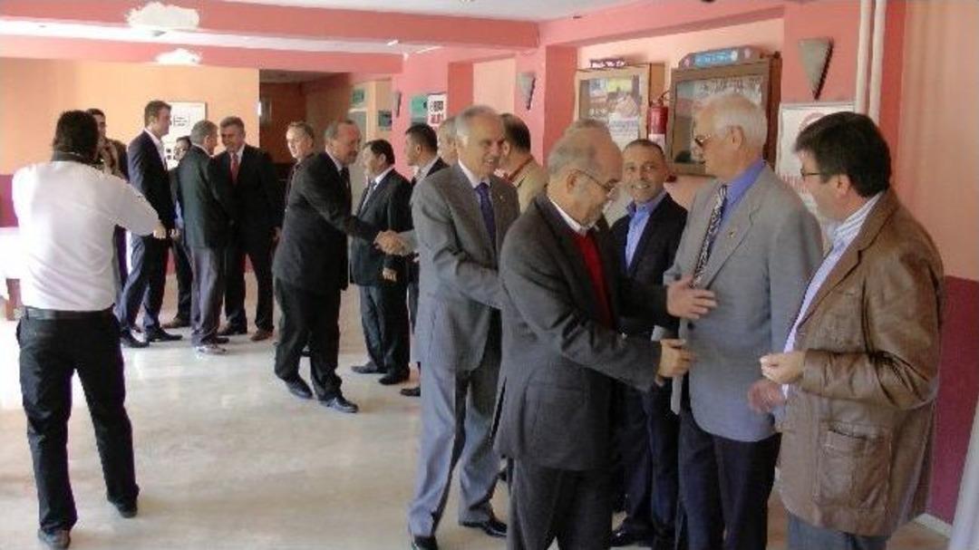 Ak&ccedil;akoca'da Resmi Bayram Kutlaması Yapıldı