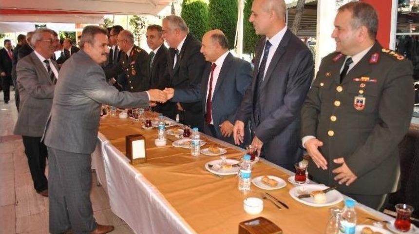 Aydın Protokol&uuml; Bayramlaştı