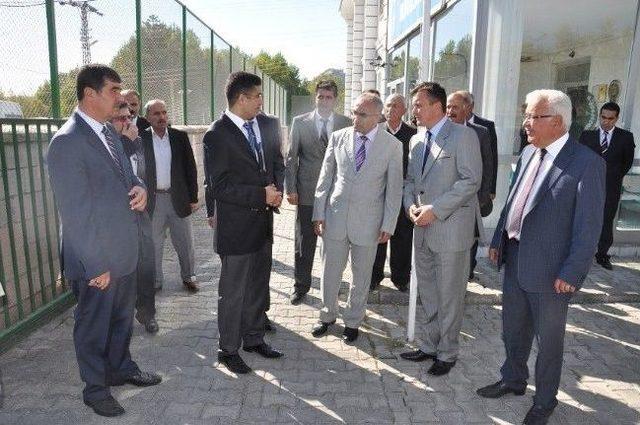 Adilcevaz da Bayramlaşmaya Büyük Katılım 2