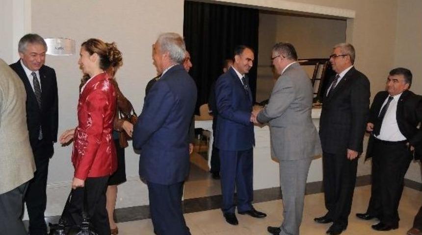 Isparta'da Protokol Bayramlaştı