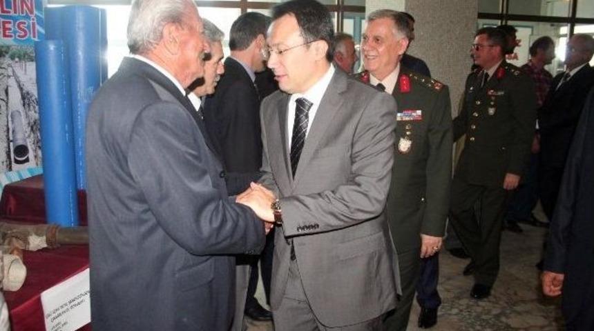 Erzincan&rsquo;da Toplu Bayramlaşma T&ouml;reni