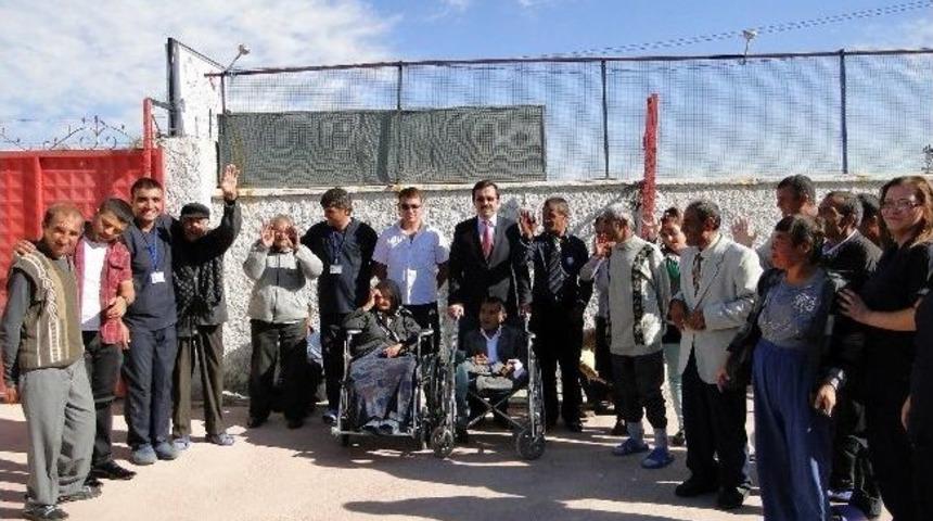 Başkan Uzunkaya Engellilerle Bayramlaştı