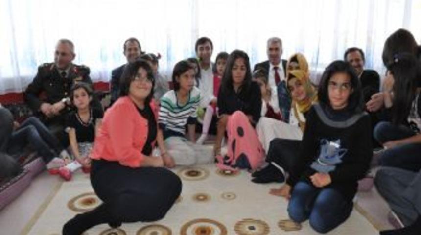 Bakan Yılmaz: İslam Coğrafyasında H&uuml;z&uuml;nl&uuml; Bir Bayram Yaşanıyor