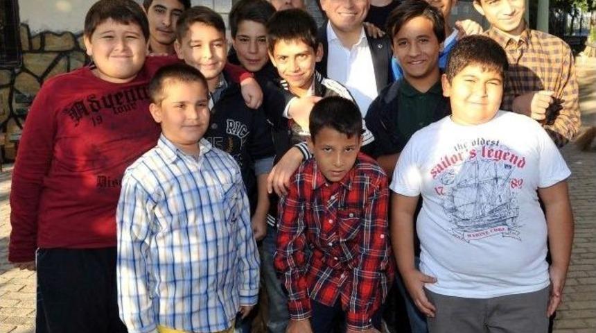 Hakan T&uuml;t&uuml;nc&uuml;&rsquo;den Bayram Ziyareti