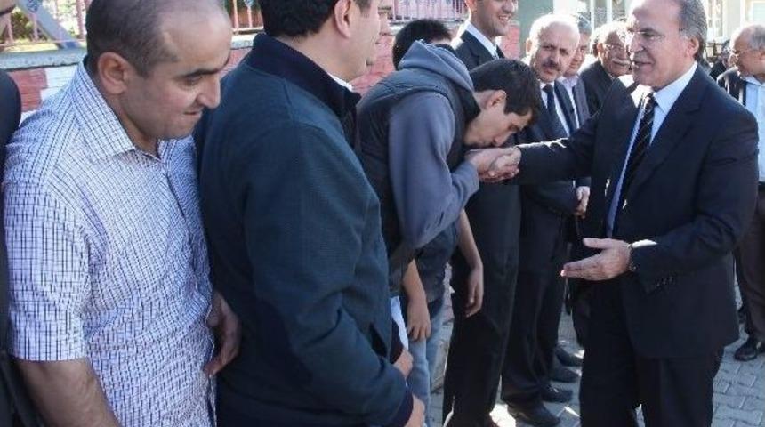 Ak Parti Genel Başkan Yardımcısı Mehmet Ali Şahin: