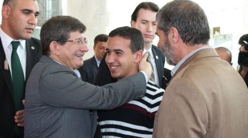 Bakan Davutoğlu'ndan Telefon Diplomasisi