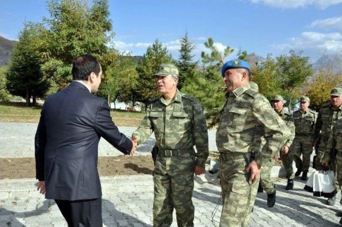 Kara Kuvvetleri Komutanı Akar Hakkari&rsquo;de