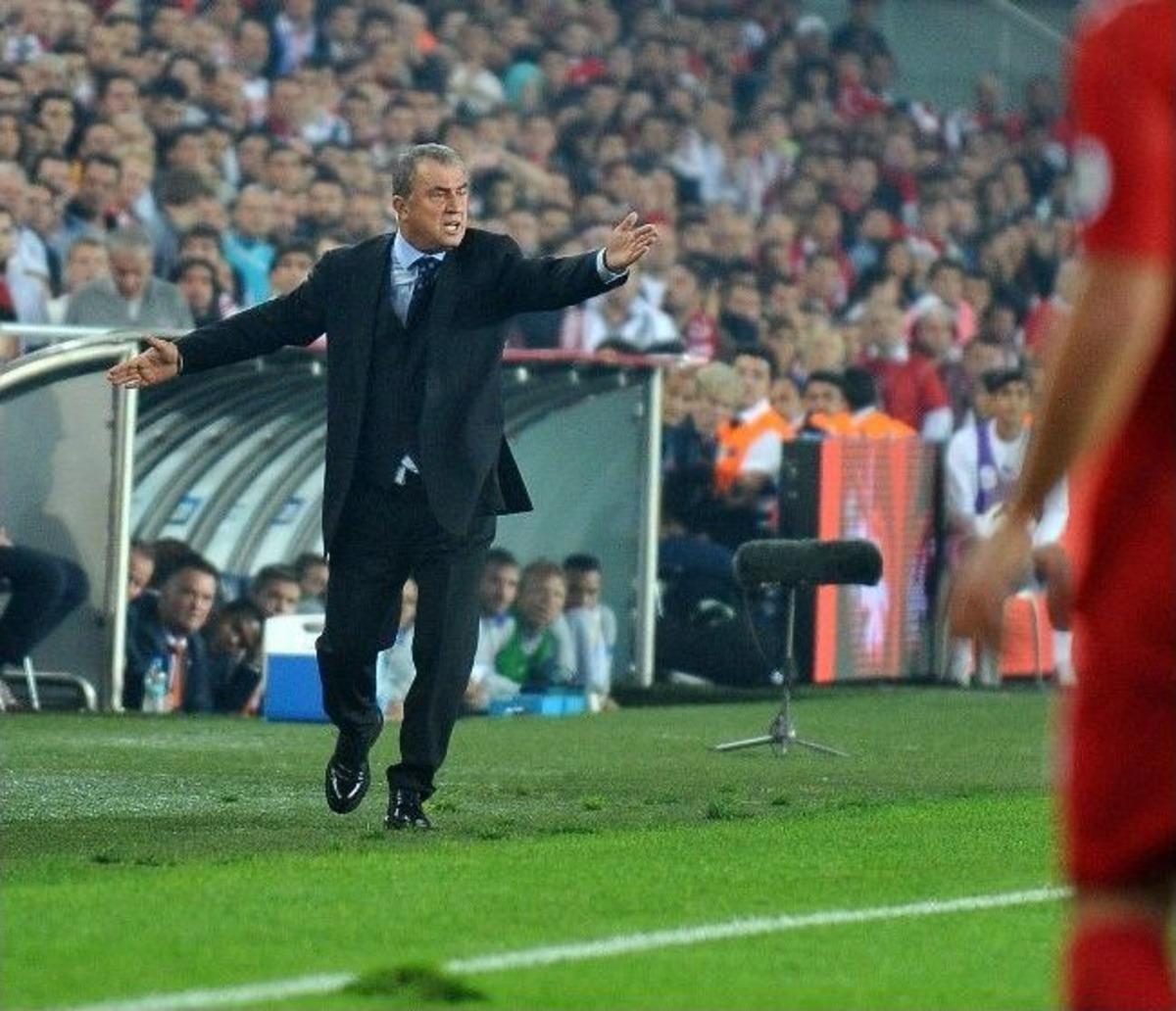 2014 D&uuml;nya Kupası Avrupa Elemeleri D Grubu