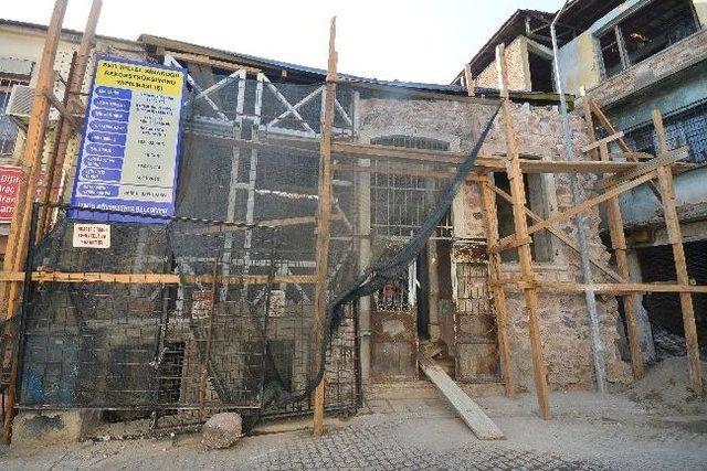 “beit Hillel Sinagogu”na Büyükşehir Eli 1