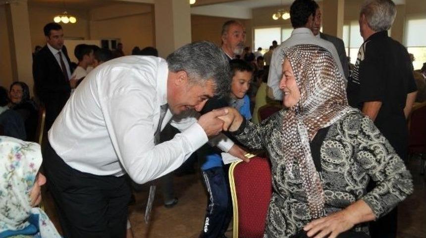 G&uuml;zelbah&ccedil;e Belediyesinde Bayramlaşma